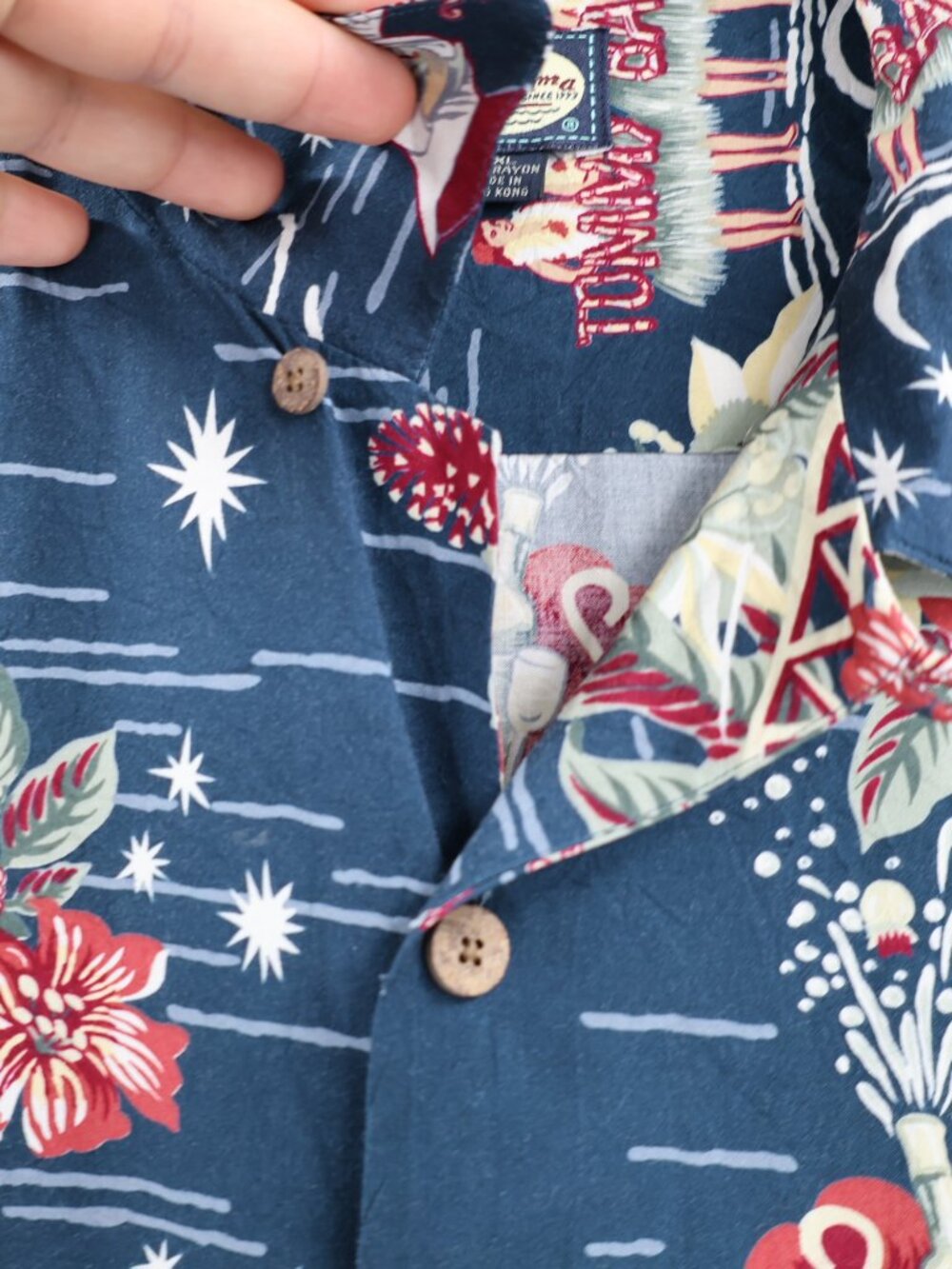 Vintage Tommy Bahama hawaiian Shirt Men's 2XL Happy holidays chistmas greetings - Picture 6 of 11